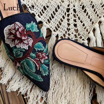 

Luxury Flower Embroidery Leather Mules Pointed Toe Flat Heel Summer Dress Slippers Shoes Women