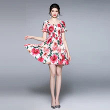 

2021 Summer Fasion Designer Layered Pleated Swing Floral Print Mini Dress Slash Neck Elgant Party Short Beach Dresses Vestidos