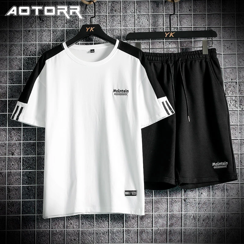 Traje corto deportivo informal para hombre, conjunto de 2 piezas, Camiseta de cuello redondo y pantalones cortos transpirables, moda coreana, verano, 2021