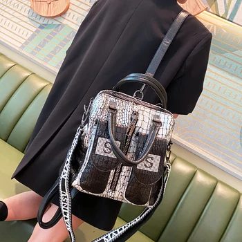 

Personalized shiny contrast color backpack female trend 2020 new burst stitching fashion multi-purpose travel backpack mochilas