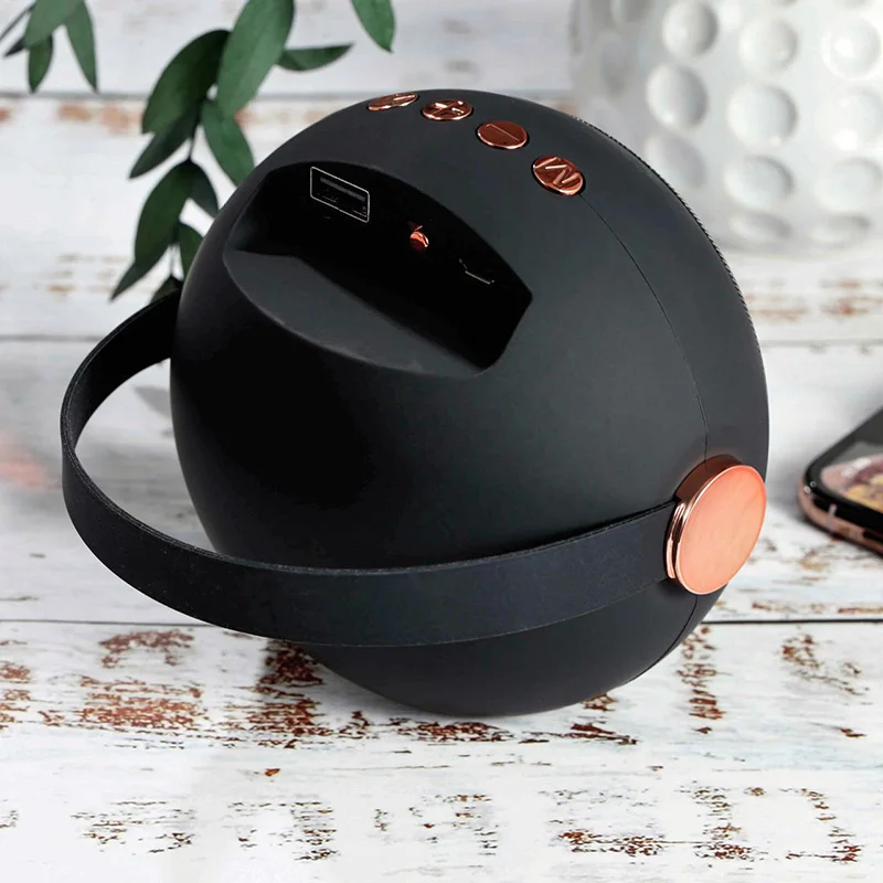 Новое поступление изысканный Bluetooth мини Динамик с Портативный ремешок из матовой кожи Металлические Беспроводной музыкальный ящик Поддержка TF карта USB диск