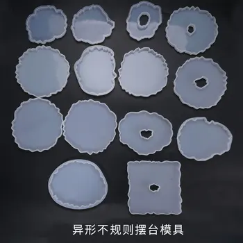 

Alibeads DIY crystal drip mould was shaped to decorate silica gel mould with irregular wavy cup cushion