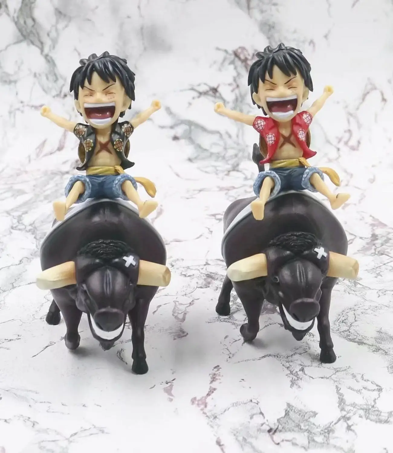 12 см аниме One Piece ride a cow Monkey D Luffy on an бык Мул ездить ПВХ экшн-фигурки коллекционные