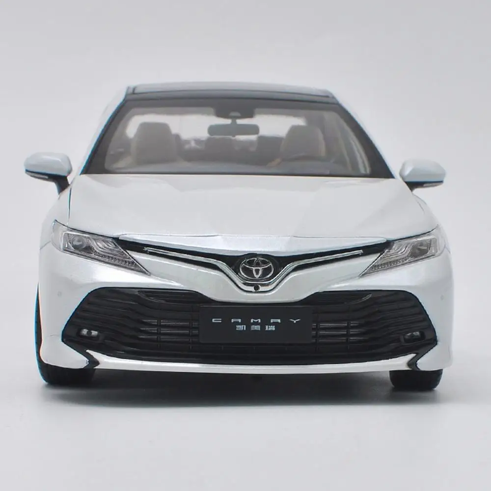 1/18 весы Toyota Camry 8-го поколения белый Литье под давлением модель автомобиля игрушка