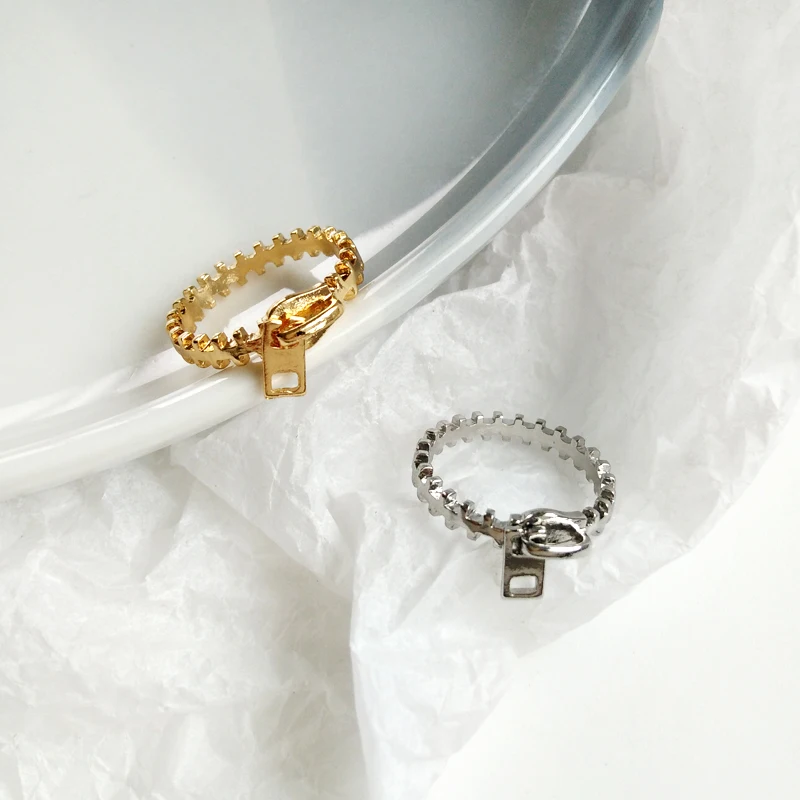 

Timlee R020 New Personality Simple geometry zipper Alloy Ring,Fashion Accessories Wholesale