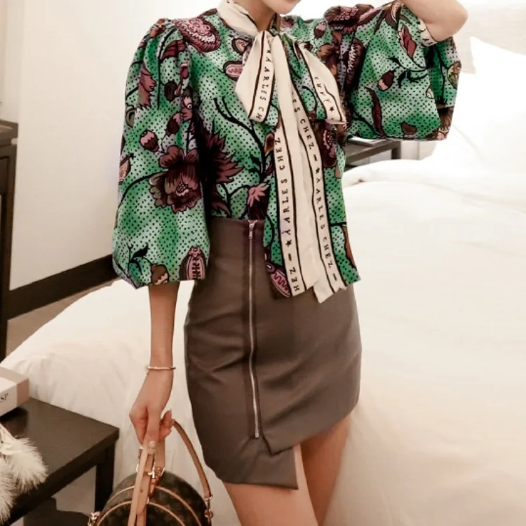 

WOMEN'S Dress 2020 Korean-style Printed Bow Collar Puff Sleeve Shirt Slim Fit High-waisted Sheath Short Skirt Two-Piece Set