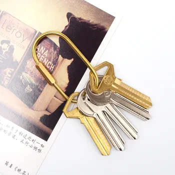 

Creative Brass Metal Material The New Simple Design Fashion Young People Keyring High Quality Students Convenient Oval Keychain