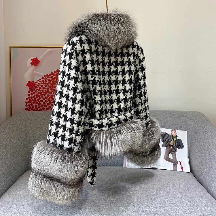 2020 Autumn and Winter  Women's Fur Coat Women's