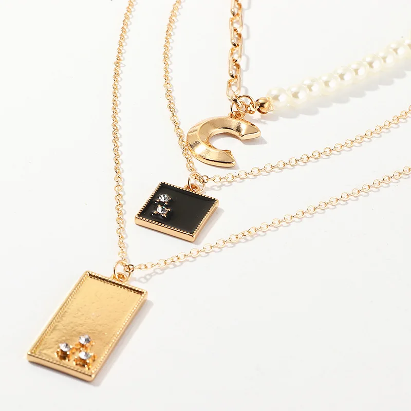 Simple Square Crescent Gold Chain Pendant Necklace Fashion Necklaces for Women 2020 Statement Jewelry Pearl Layered Necklace