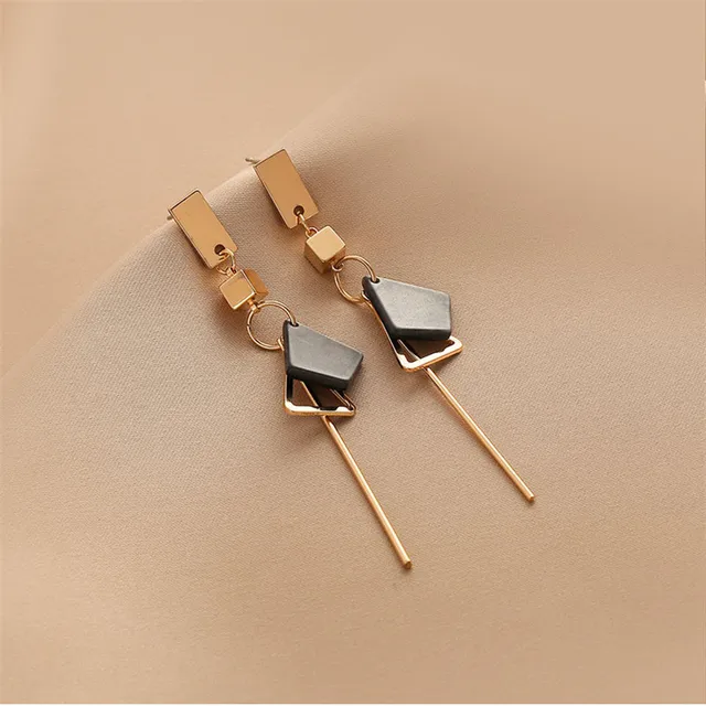 Trendy New Long Asymmetry Pendant Earrings for Women Female Simple Hypoallergenic Geometric Tassel Earrings Jewelry Accessories Geometry