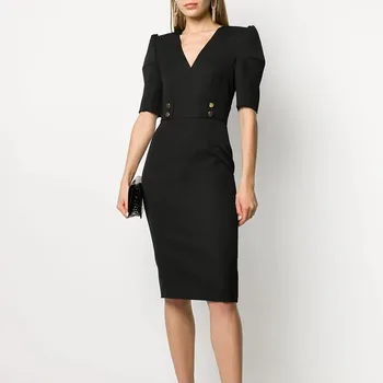 

Spring / Summer 2020 New Short Sleeve Sexy Metal Buckle V-Neck Black Dress High Quality Dress Slim Temperament Elegant Women