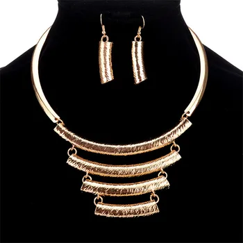 

Fahion Metal Jewelry Geometric Necklace Earrings Set Women Exaggerated Necklace Punk Collar Female Accessories