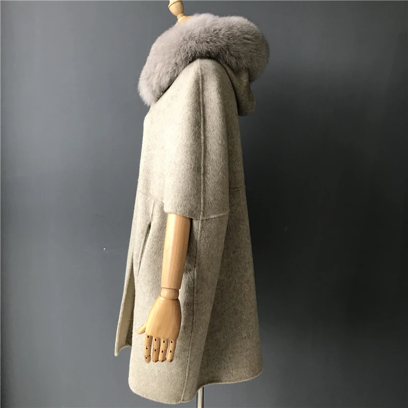 Новые осенние Для женщин Шерстяное пальто уличная длинная верхняя одежда, в Корейском стиле, куртка из натуральной кожи Большие размеры Лисий меховой воротник кашемирвое пальто женское