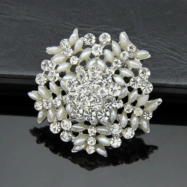 

New Style Korean Style Luxury Full of Crystals Pearl Brooch Corsage Delicacy Beautiful Fashion Crystal Scarf Buckle Women's Gift