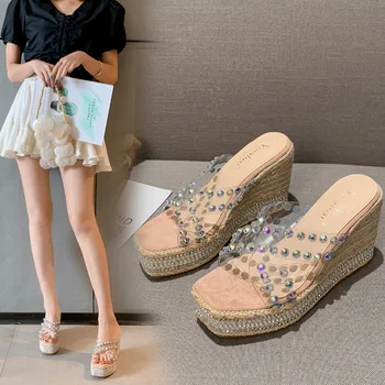 

Beach Shoes Glitter Slides Ladies' Slippers Low Fashion Slipers Women Platform On A Wedge Heeled Mules Sabot Jelly Luxury