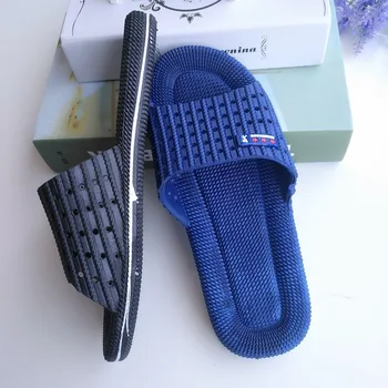 

Summer New Style Breathable Hollow out Anti-slip Bathroom Slippers Men And Women Couples Bath Thick Plastic Sandals
