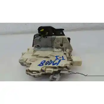 

8E0839015 DOOR LOCK REAR LEFT Audi A4 AVANT (8E)