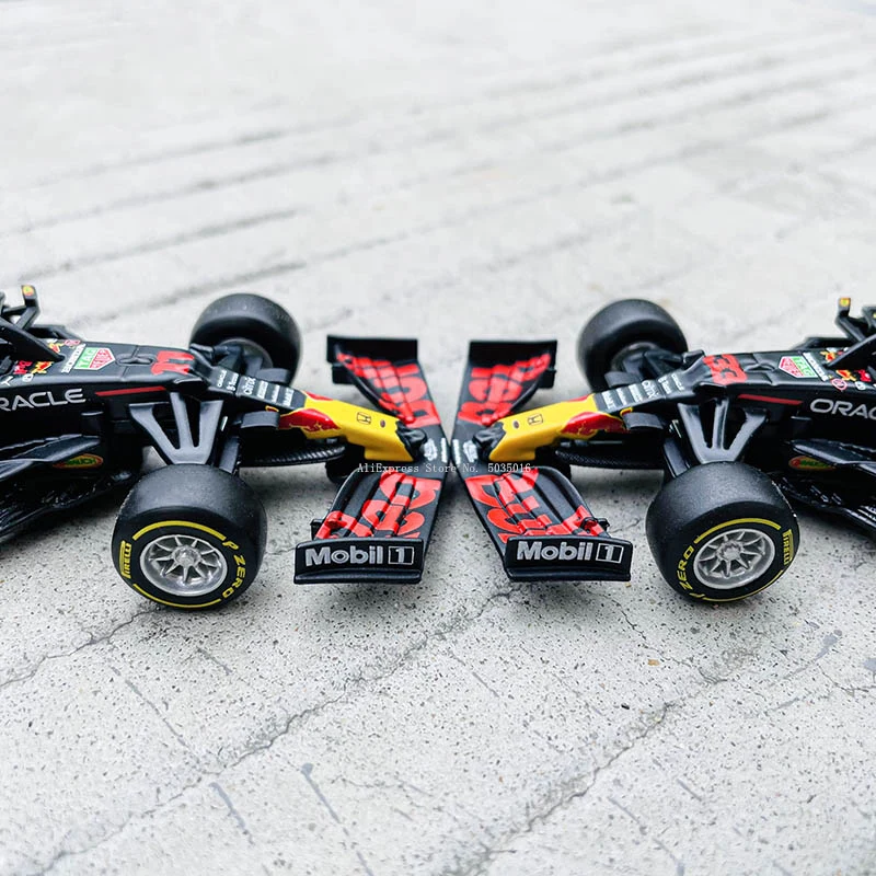 Bburago 1:43 2021 F1 Red Bull Racing RB16B 33# Max Verstappen 11# Sergio Perez Formula one Simulation alloy super toy car model