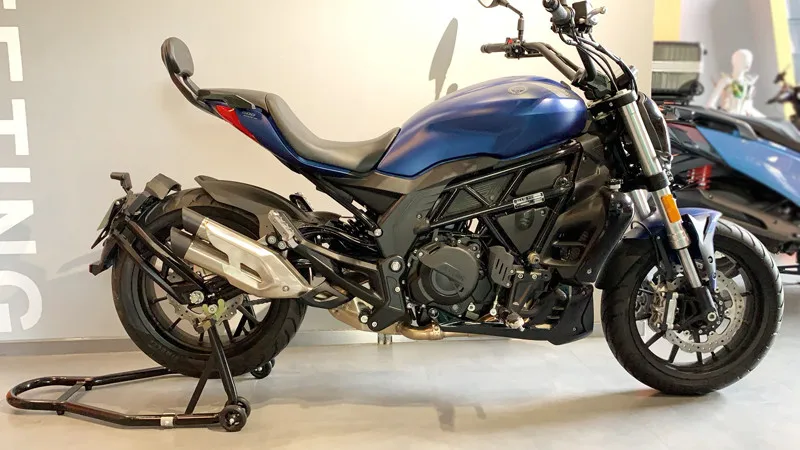 

Free Shipping Motorcycle Rear Tire Hugger Mudguard Fender Guard Cover For Benelli 502C 752S 752 s