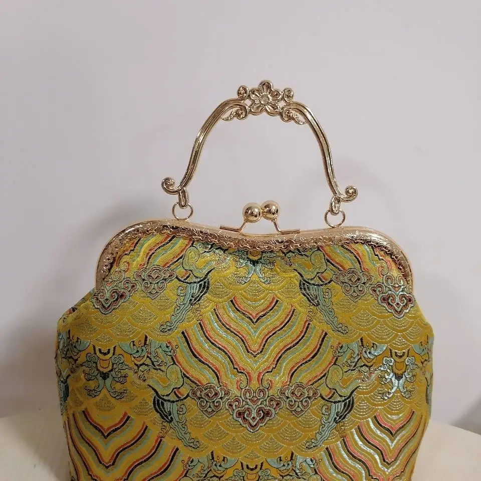Chain Women Shoulder Crossbody Bag lock Shell Bags Vintage Designer Bag Pure Handmade Wedding Chic Lady Women's Handbags