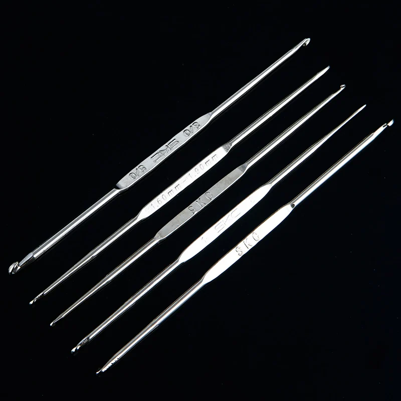 Miusie 5pcs Double End Titanium Alloy Extra Fine Crochet Hook Knitting