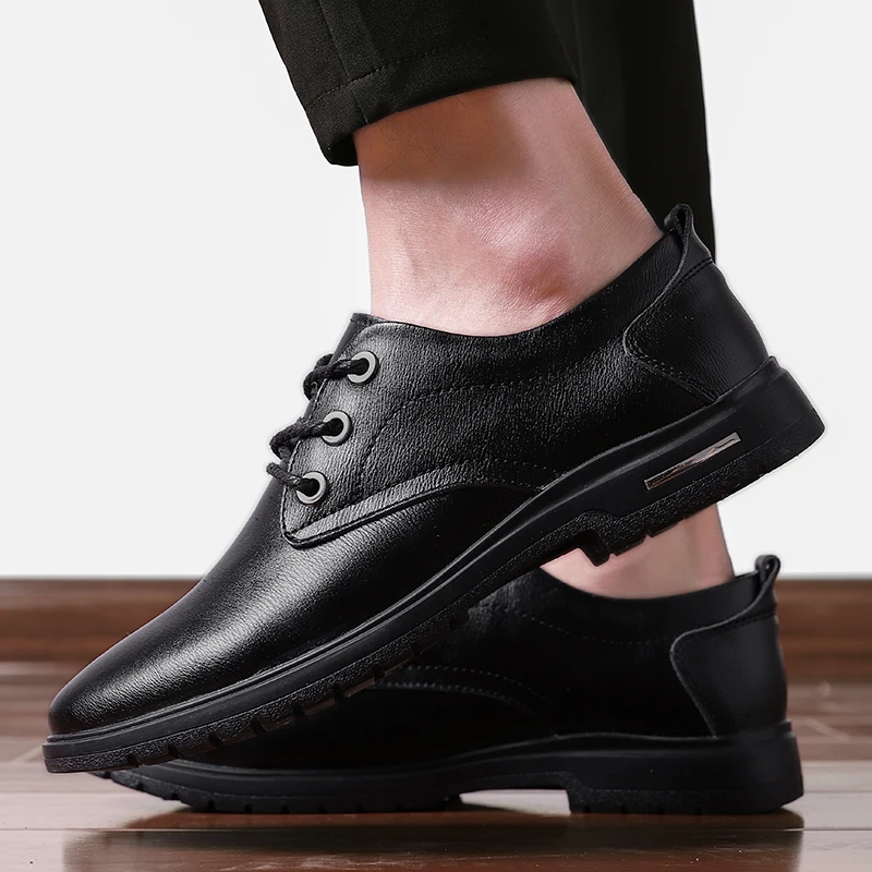 

Men wedding shoes Genuine Leather oxfords Business Men Dress Shoes Classic Waterproof Lace-up man Designer Sneakers formal shoes