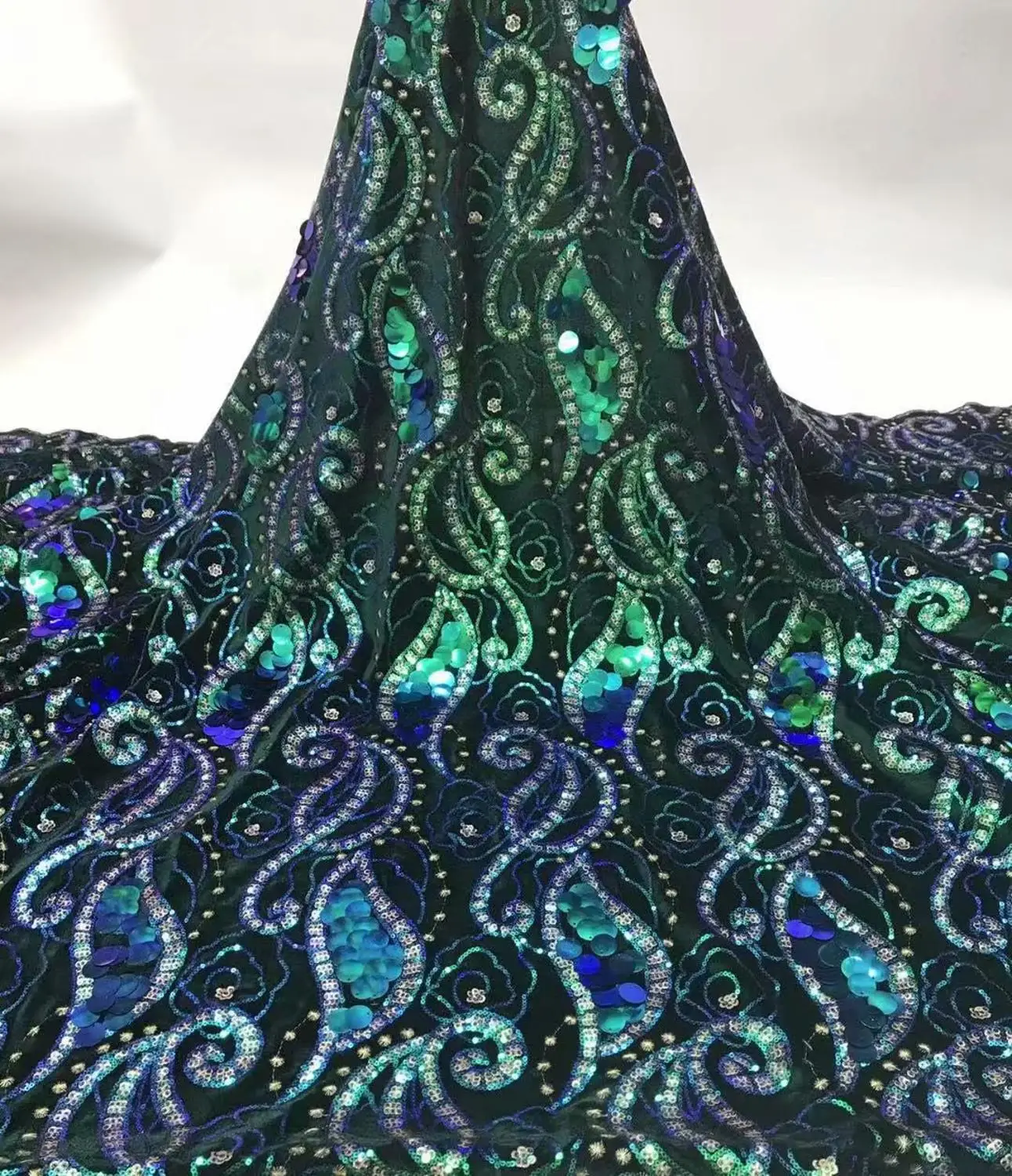 

velvet Lace Fabrics with sequins Flower Pattern velvet Lace 2019 for bridal