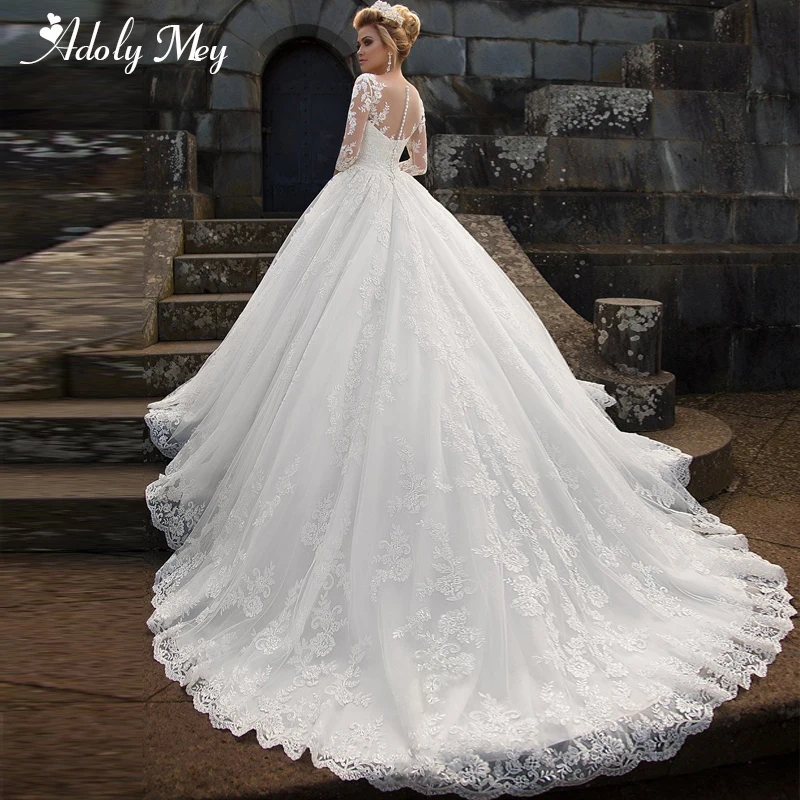 

Adoly Mey Gorgeous Appliques Court Train A-Line Wedding Dresses 2020 Romantic Scoop Neck Three Quarter Sleeve Vintage Bride Gown
