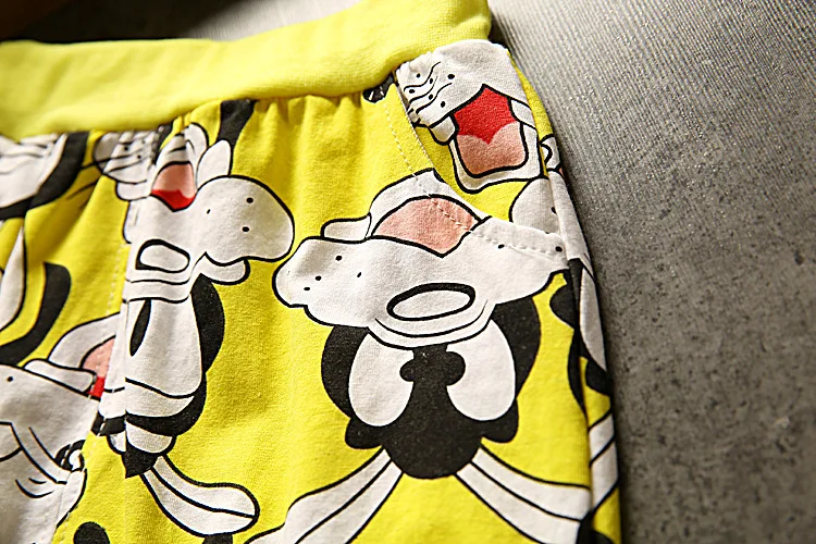 3000755941_1378813152