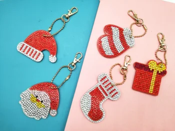 

2019 New Arrival 5D Diy Diamond Painting Keychain Christmas Gift Keyring 4sets With Free Shipping Bag Jewelry Ornaments