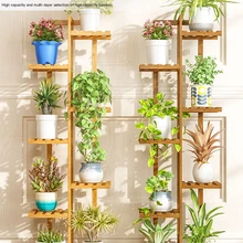 Многоэтажная комната Встроенная стойка балкон простота мясистый цветочный горшок рама из массива дерева гостиная в земной провинции пространство