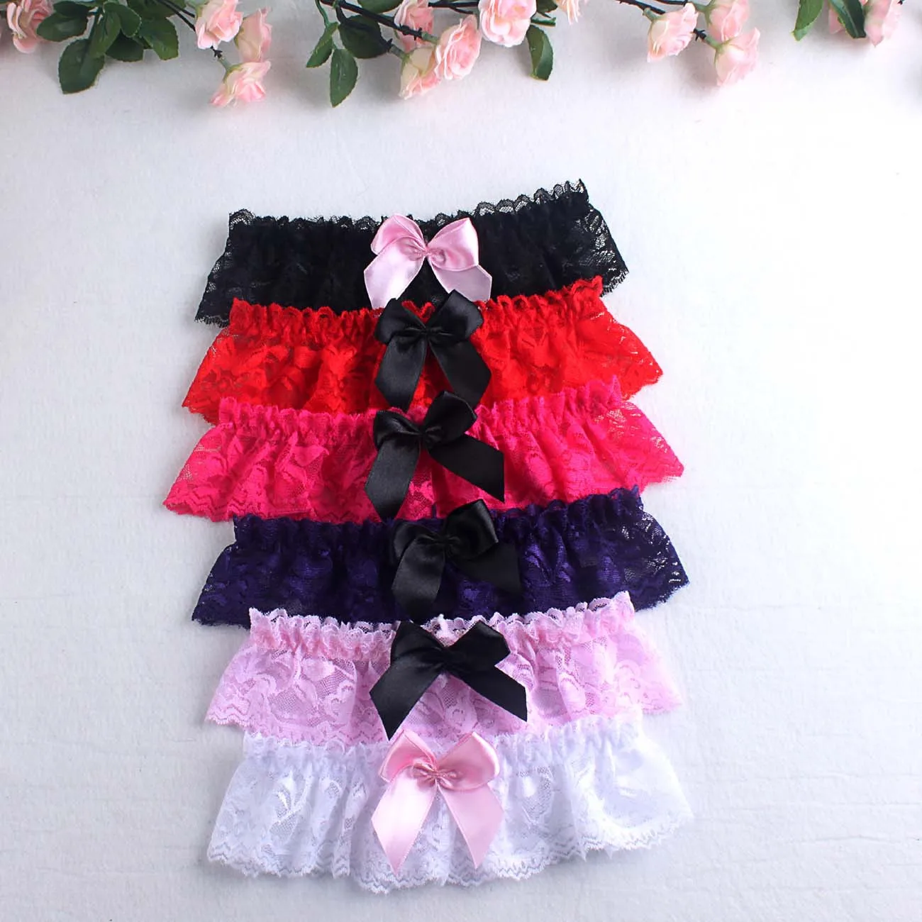 1Pcs Women Girls Sexy Lace Floral Bridal Lingerie Bowknot Wedding Party Cosplay Leg Garter Belt Suspender Thigh Ring Black/White