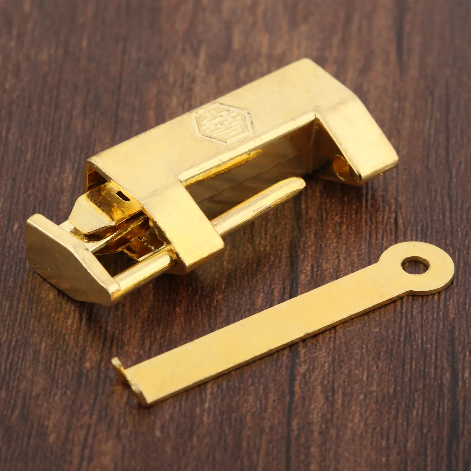 

1Pc Antique Gold Chinese Padlock Vintage Jewelry Wooden Box Old Lock Padlock For Suitcase Drawer Cabinet Door Hardware Locks