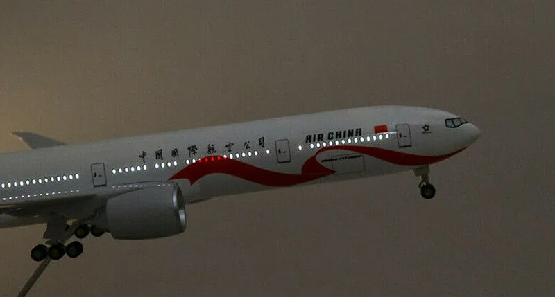 1/157 Китай Boeing B777 модель самолета 47 см самолет 47 см обновленная версия с каютами