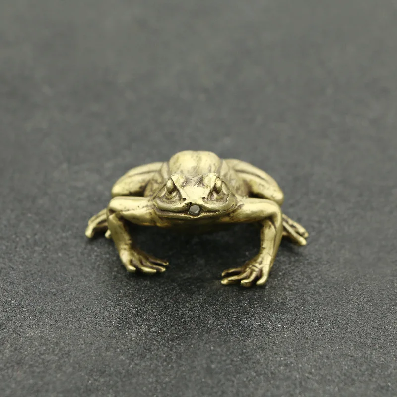 frog figurines (3)