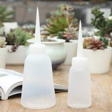 

Plant Succulent Squeeze Watering Bottle Plastic Vertical Nozzle Spraying Can