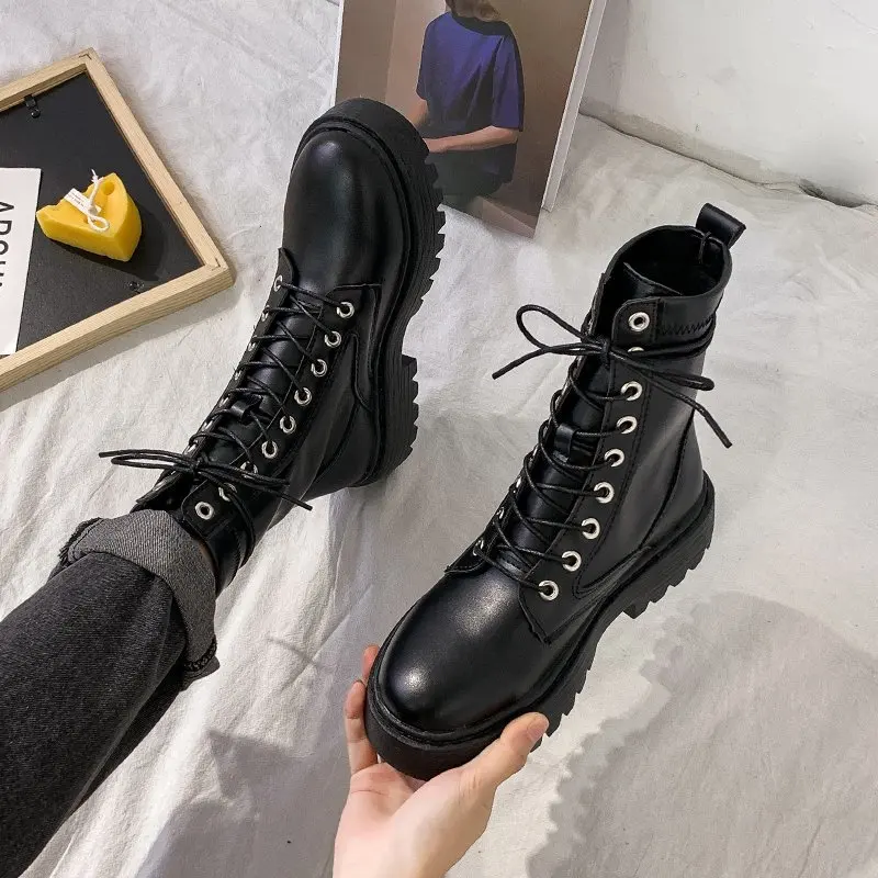 Rimocy-Botines de Cuero de polipiel con cordones para mujer, zapatos femeninos de plataforma con punta redonda, en color blanco y negro, para Otoño e Invierno