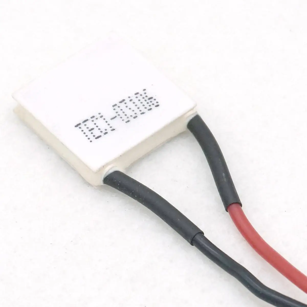 TEC1-03106 Heatsink Thermoelectric Cooler Peltier Cooling Plate 20x20mm Refrigeration Module