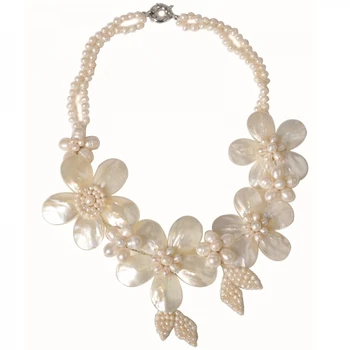 

2015 New Arrival Fashion Freshwater Pearl With Mop Mother Of Shell Flower Necklace