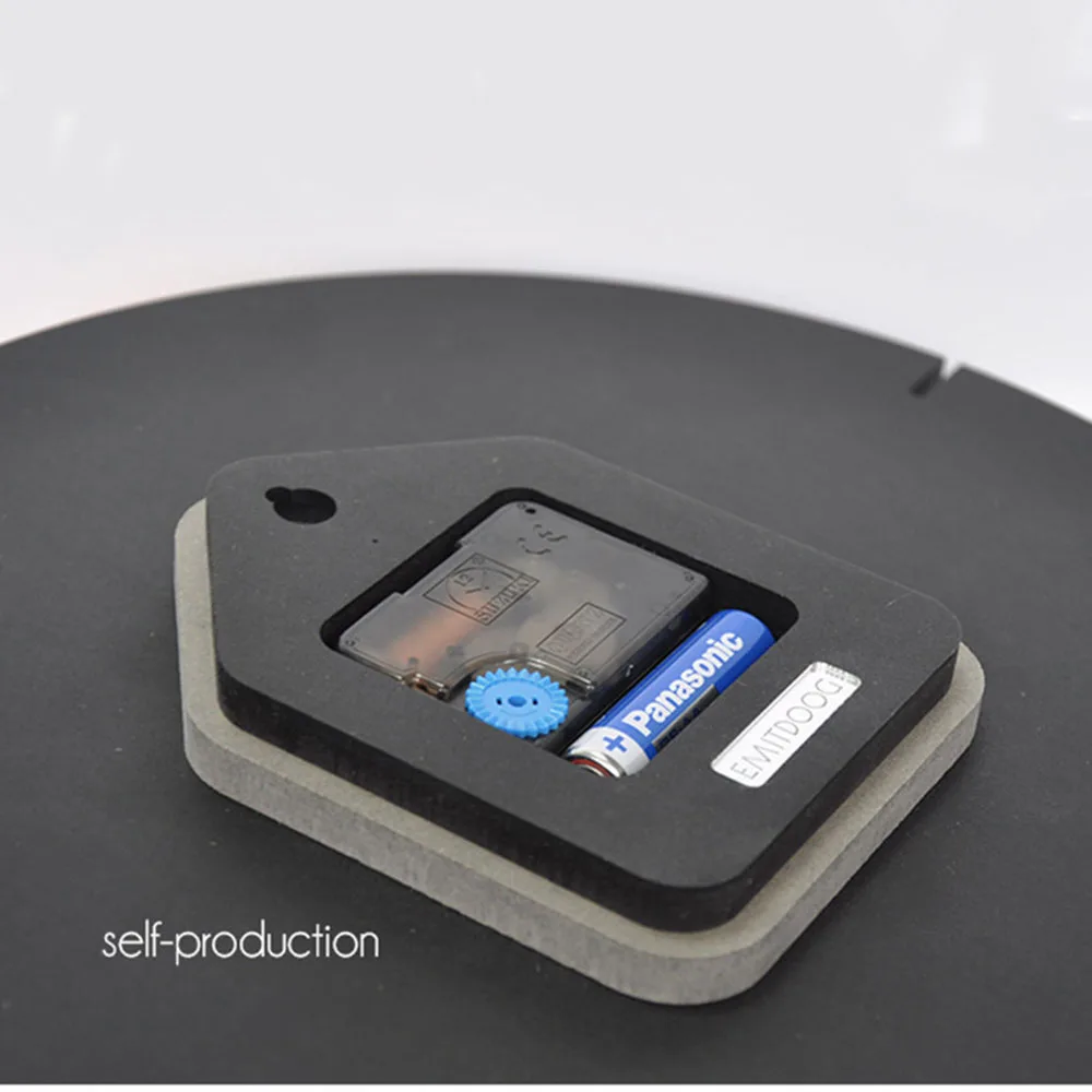 Nordic 12 inch Wall Clock Modern MDF Board Round Hanging Clock Minimalist Grey Black Room Decor Wooden Mute Needle Wall Clock Nordic 12 inch Wall Clock Modern MDF Board Round Hanging Clock Minimalist Grey Black Room Decor Wooden Mute Needle Wall Clock