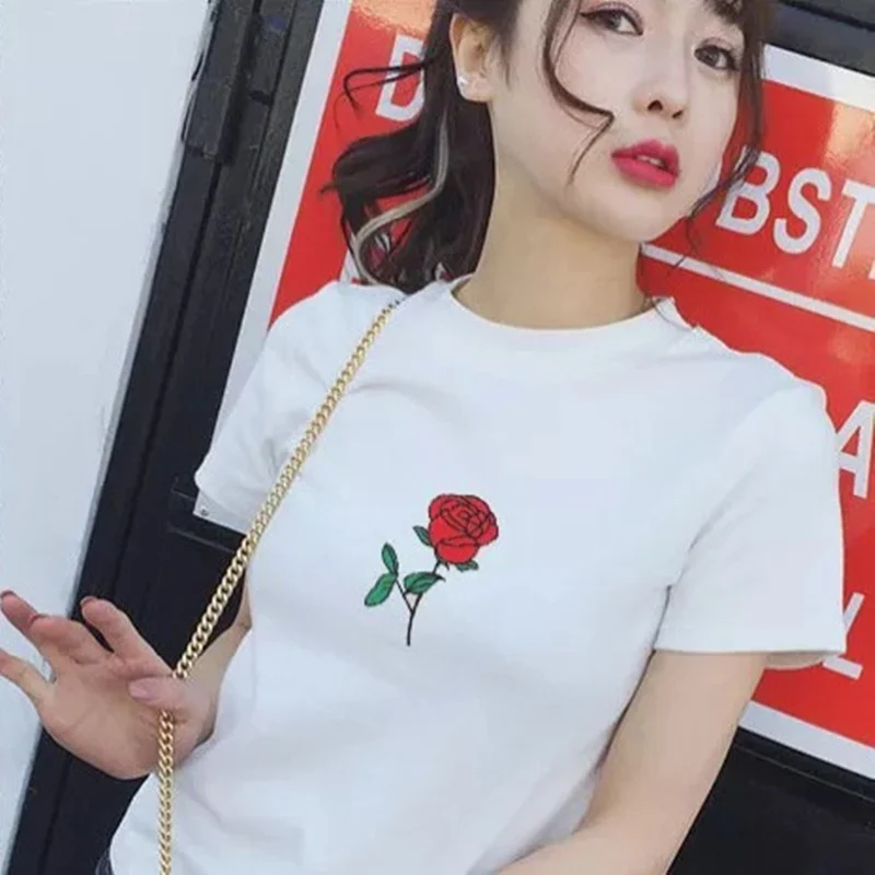 

Red Rose Print T Shirt Female Summer Casual Short Sleeve Tee Shirt Femme Harajuku Fashion Tops 90s Aesthetic Streetwear Clothing
