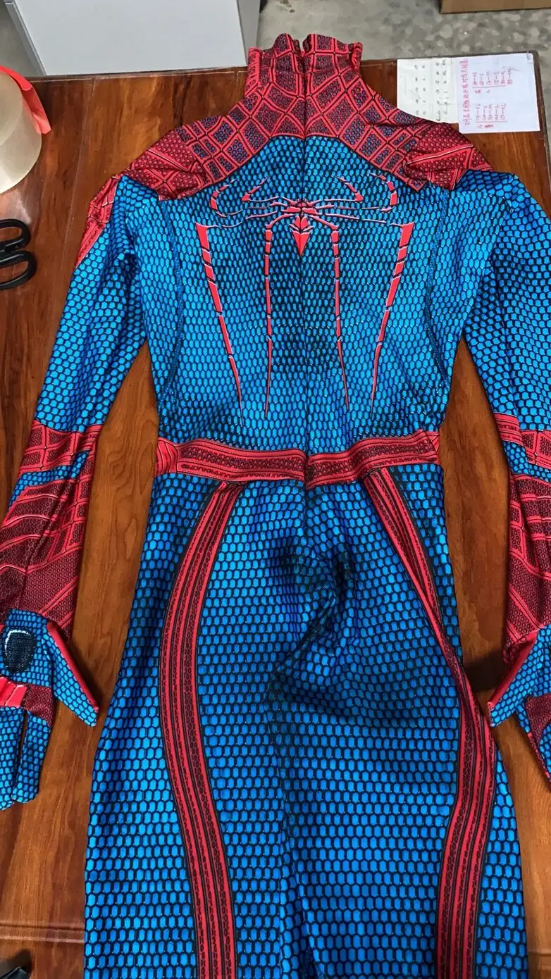 SpiderMan Superhero Cosplay Costume / Mask