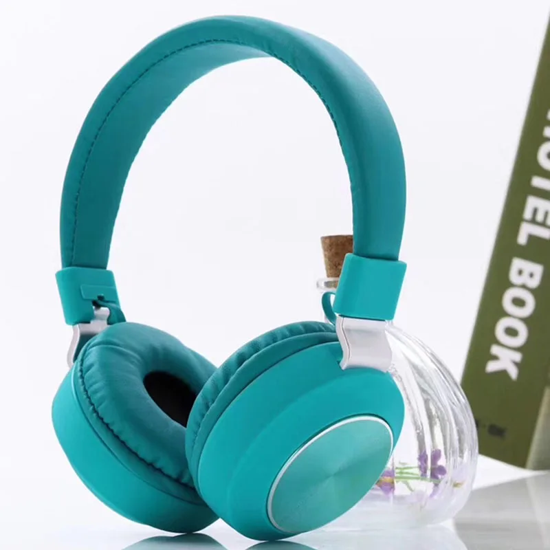 Kids Earbud Headphones 3 5mm Plug wired Headphone Sports bass stereo Headphone with Microphone for mobile phone