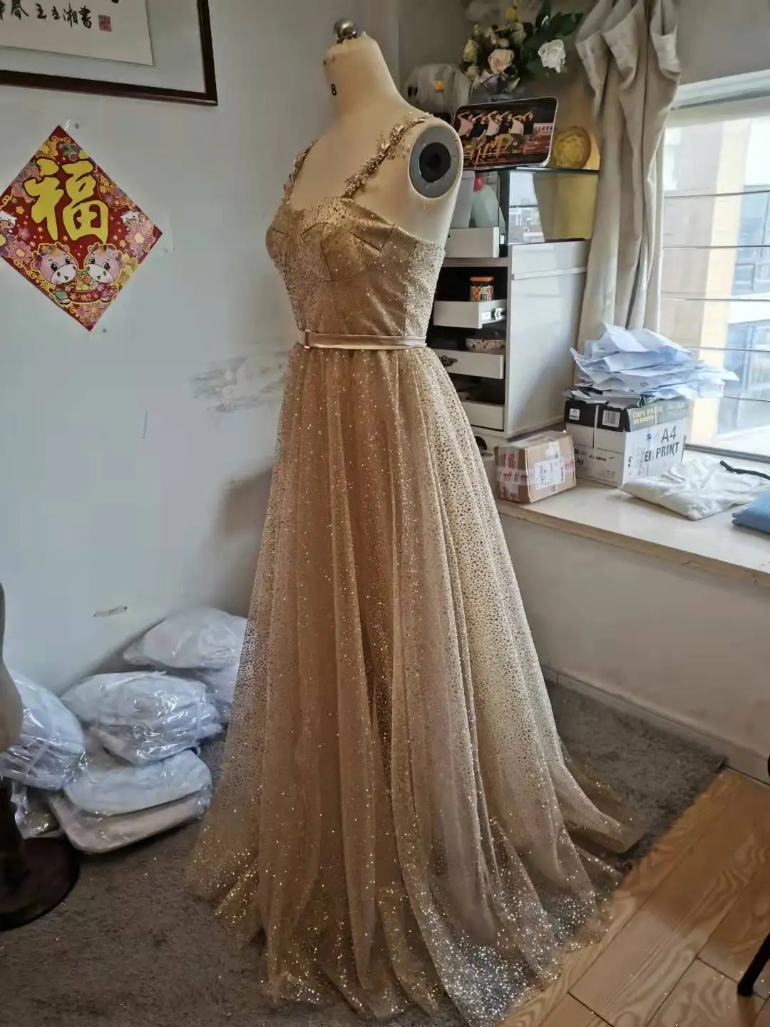 Verngo Glittery Gold Dotted Tulle Short Prom Dresses Pockets Shiny Straps Boning Tea Length Graguation Party Dress
