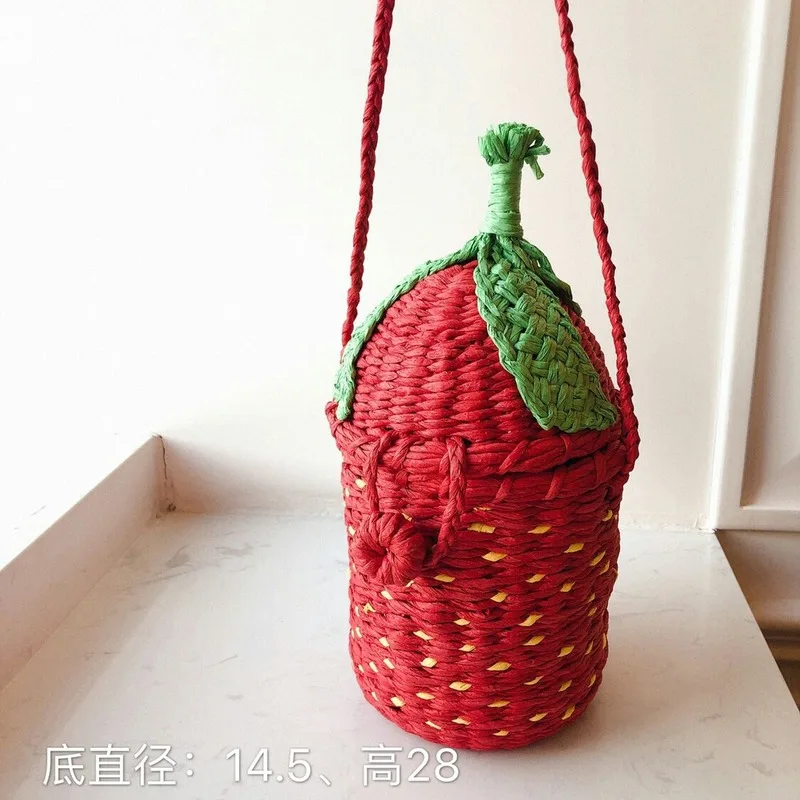 

2020 New Korean Straw Bucket Bag Strawberry Woven Bag Small Single Shoulder Messenger Bag Women Shoulder Bag