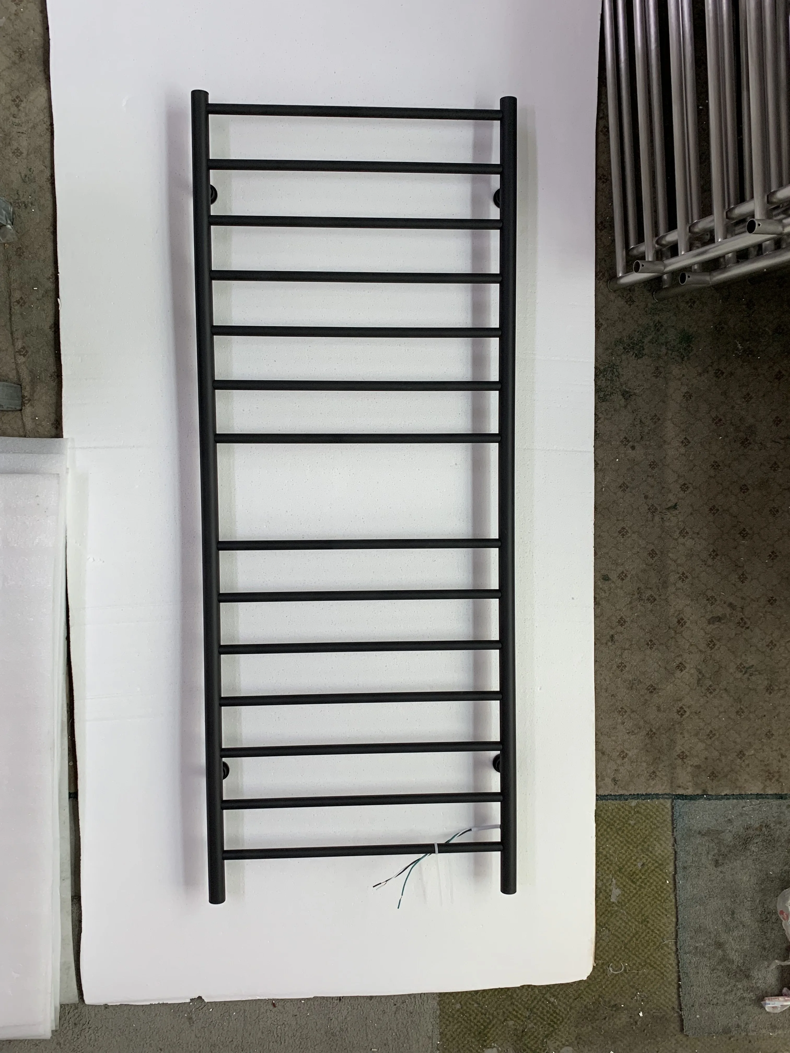 Электрическая сушилка для полотенец из нержавеющей стали