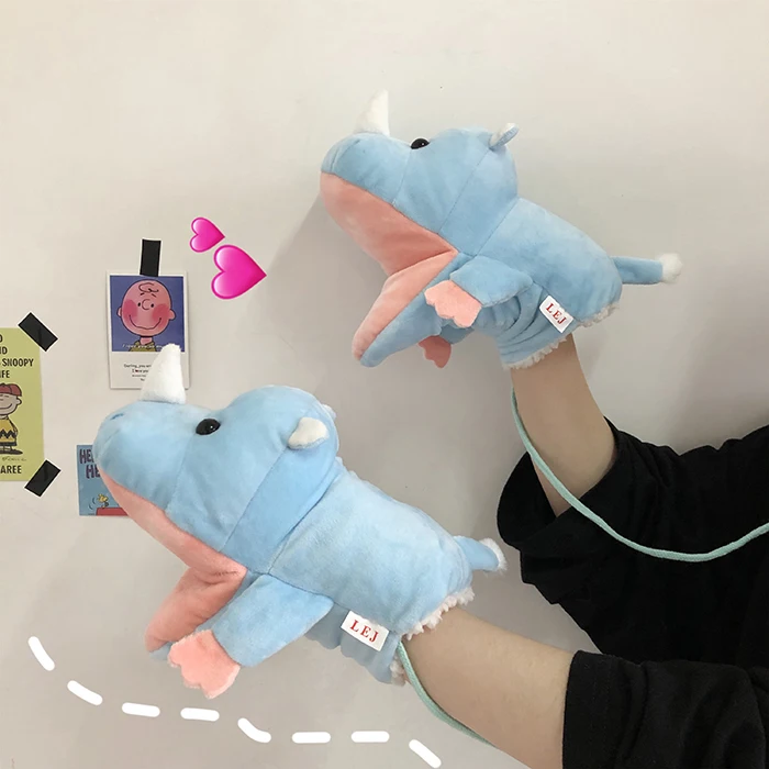Корейский мультфильм плюшевые перчатки женские зимние милые маленькие динозавры японские Студенческие теплые холодные Холтер полный палец перчатки - Цвет: 06