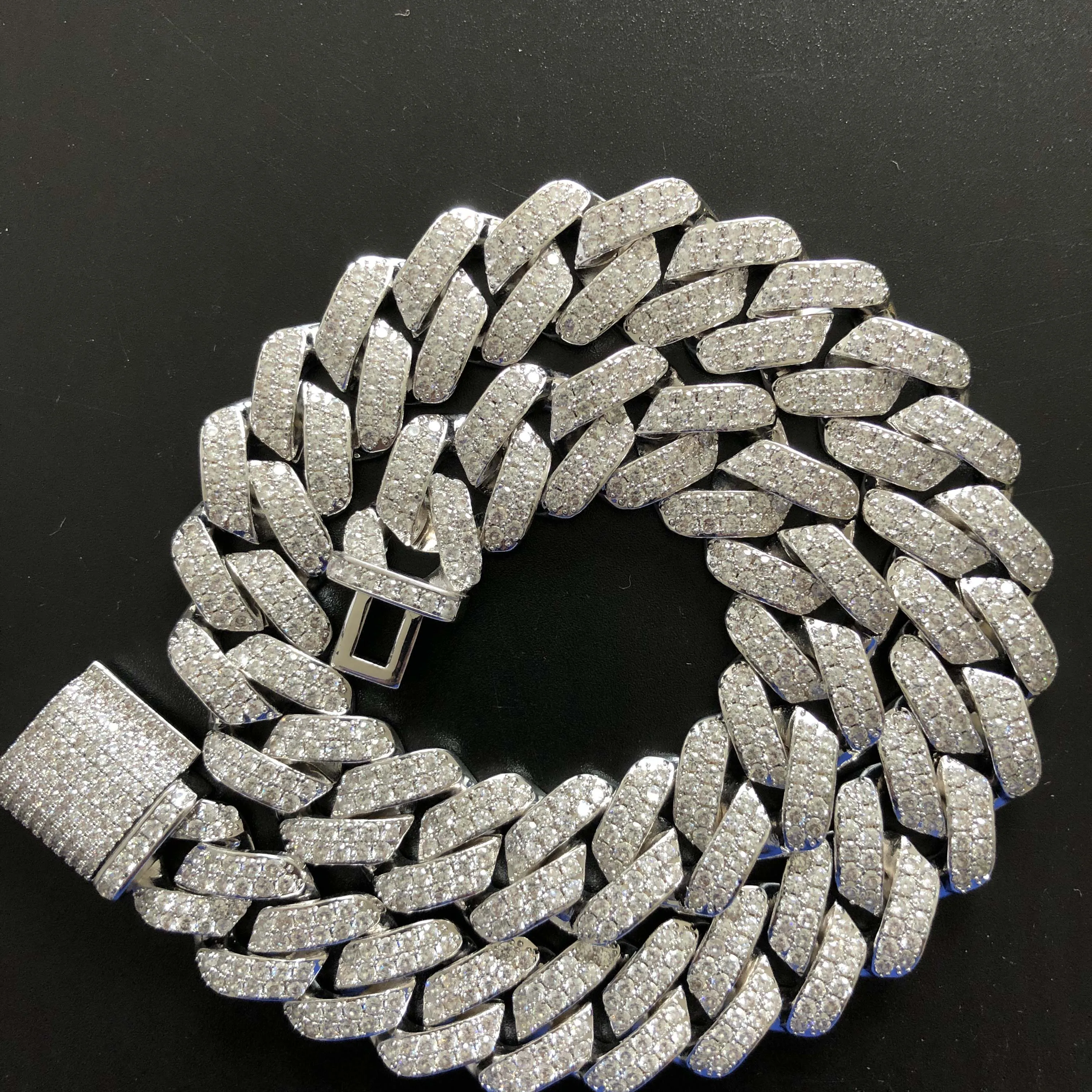 19 мм Iced out зубец кубинские звенья цепи для мужчин