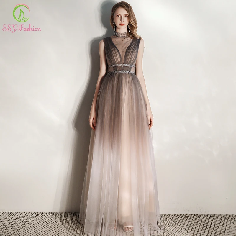 Женское вечернее платье SSYFashion длинное с высоким воротом без рукавов блестками до
