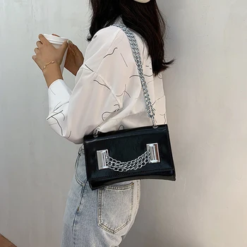

S.IKRR Female Shoulder Bag With Chain Baguette Small Crossbody Bags For Women 2020 Shoulder Messenger Bag Lady Design Handbags